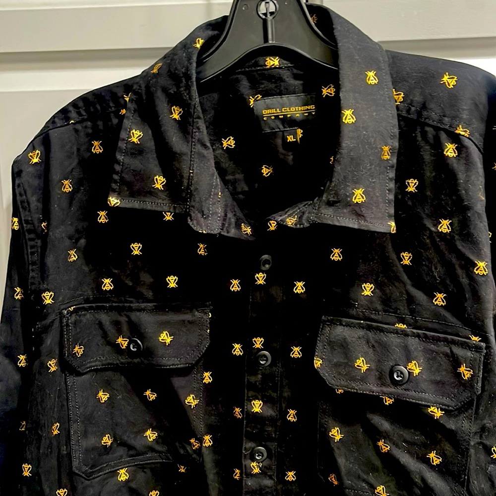 Men’s “Drill Clothing” Black and Gold Button Up XL